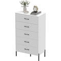 Metallgriffe an dem Sideboard aus Metall