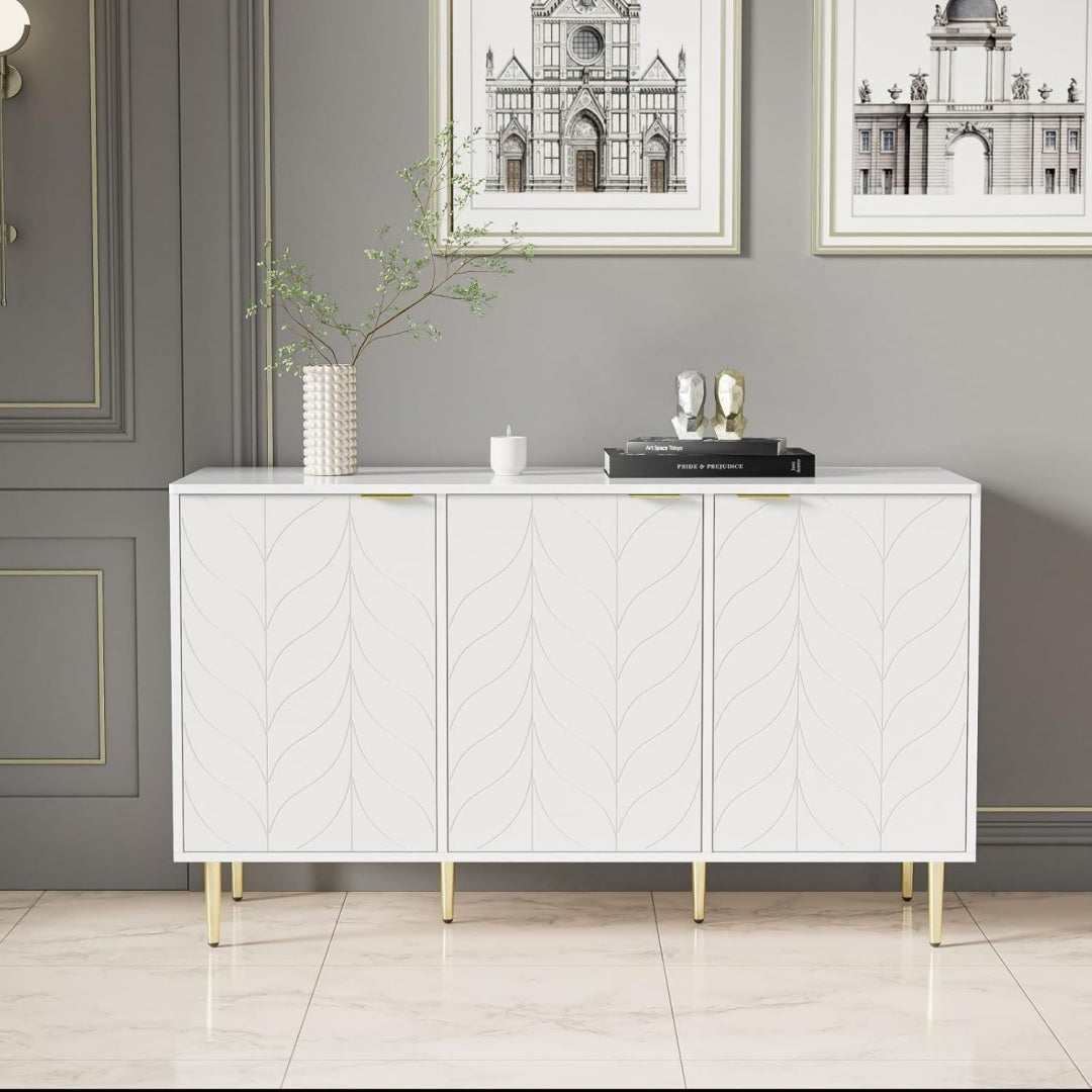Sideboard mit 3 Tueren und goldfarbenen Griffen