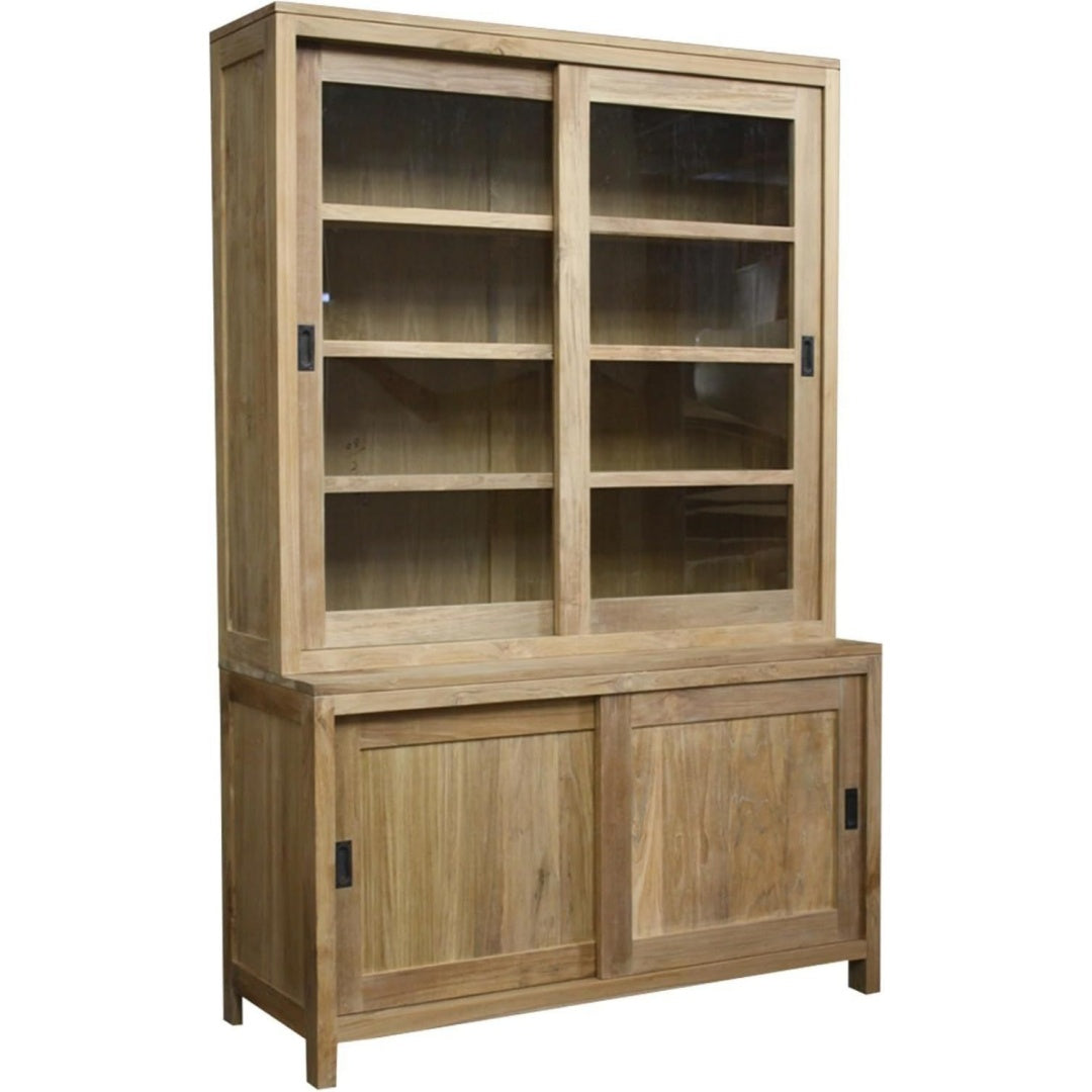 Sideboard mit den Massen 220 x 150 x 50 cm
