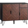 Hoehenverstellung und Metallgriffe an dem Sideboard