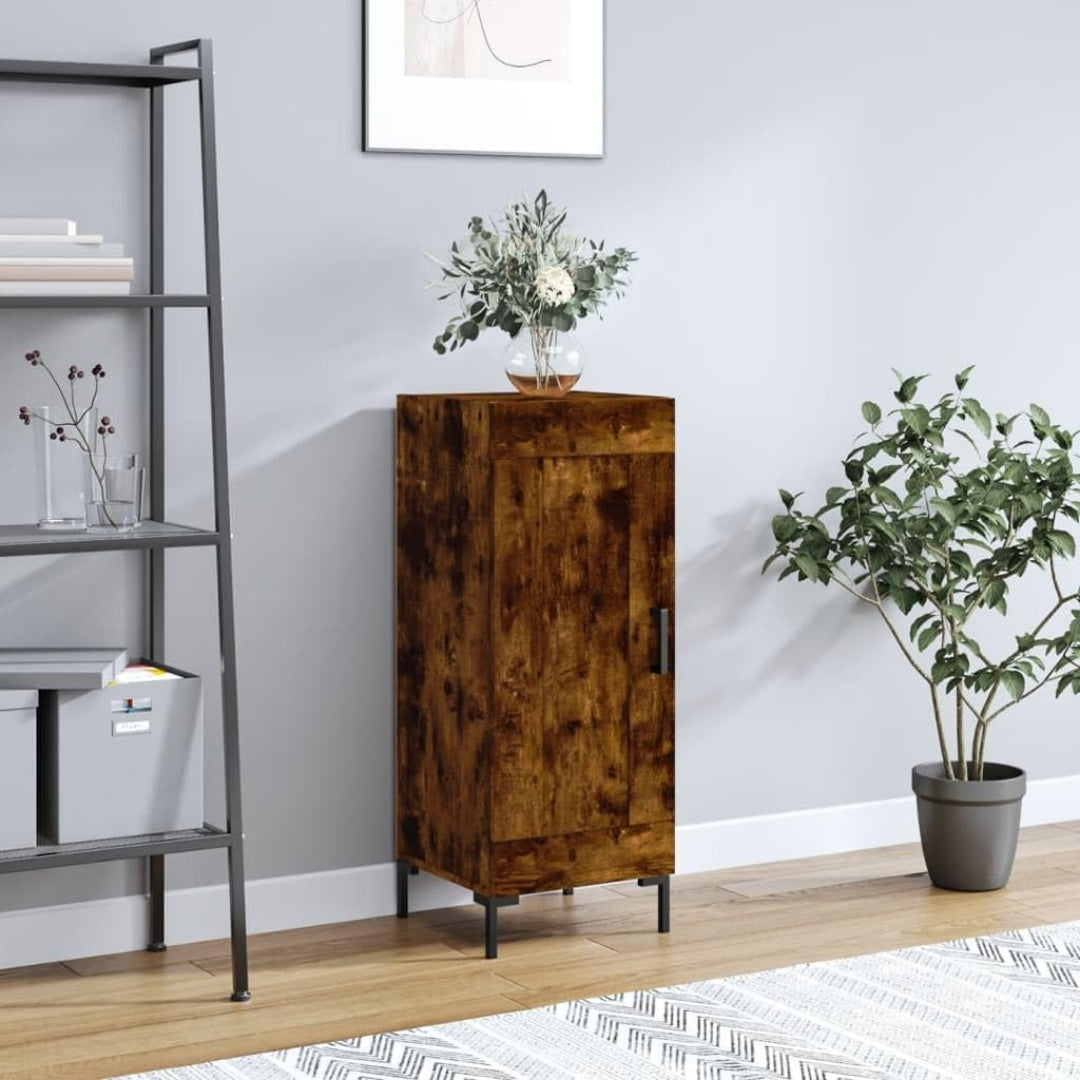 Der Hochschrank nimmt mit 34.5 x 34 x 90 cm Gestalt an