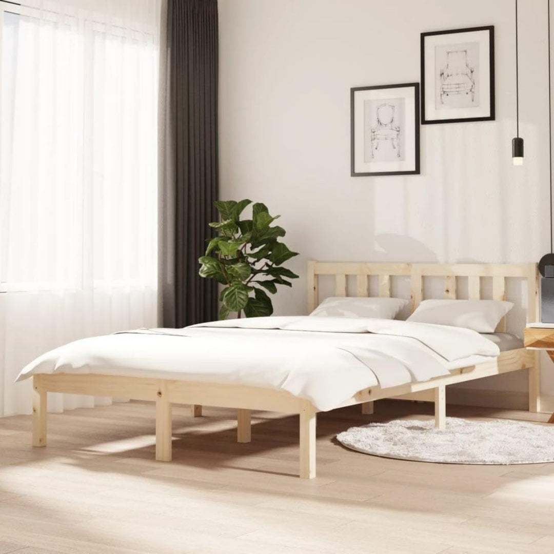 Das Bettgestell nimmt mit 120 x 200 cm Gestalt an