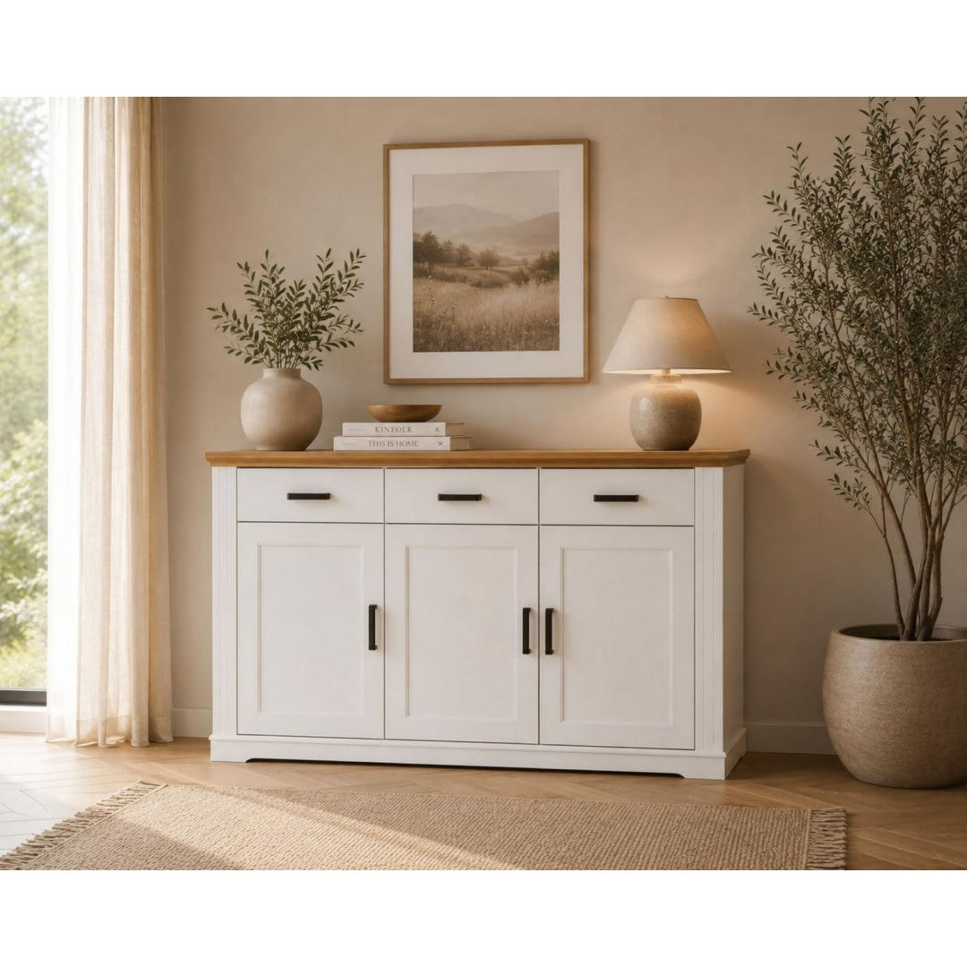 Sideboard mit den Massen 166 x 48 x 104 cm